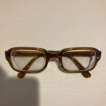 하쿠산 안경점 브라운 사각형 안경