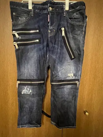 DSQUARED2 지퍼 달린 데미지 데님 사이즈 44