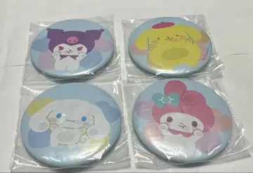 산리오 캐릭터 PVC 클리어 케이스 포함 캔뱃지 4개 세트