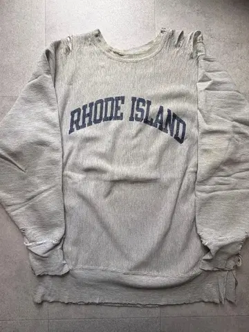 Champion RHODE ISLAND 맨투맨