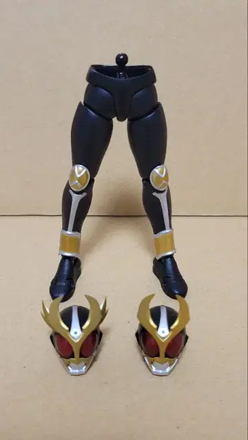 S.H.Figuarts (진골조제법) 가면라이더 아기토 부품만