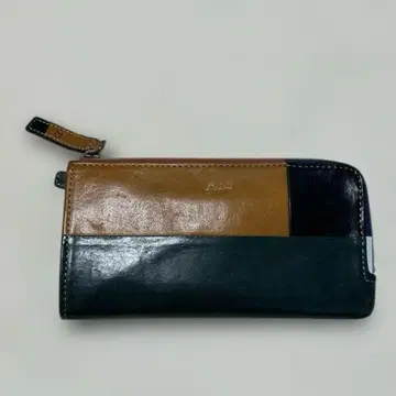 다코타 장지갑 라운드 지퍼