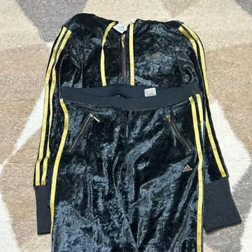 adidas 벨벳 트레이닝복 맨투맨 세트