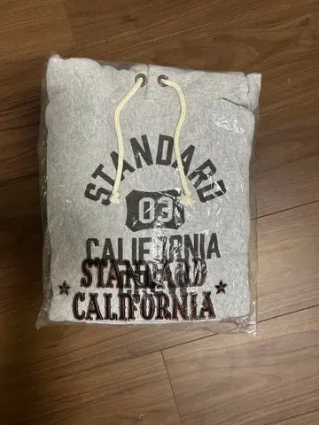 스탠다드 캘리포니아 x 리버스 위브 후드티 XL