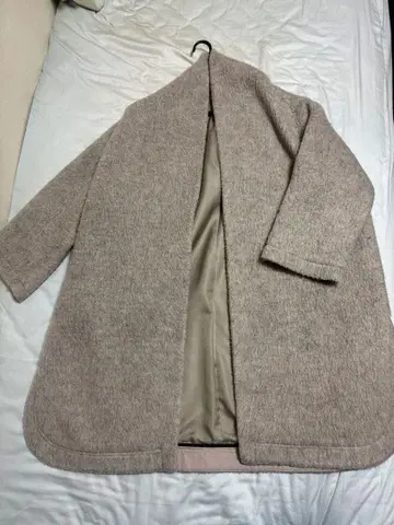 그레이 롱 코트