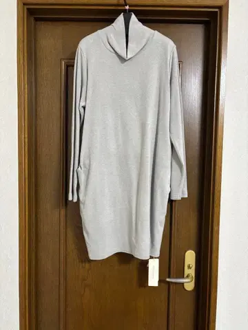 미사용 새상품 Chris montez 긴팔 튜닉