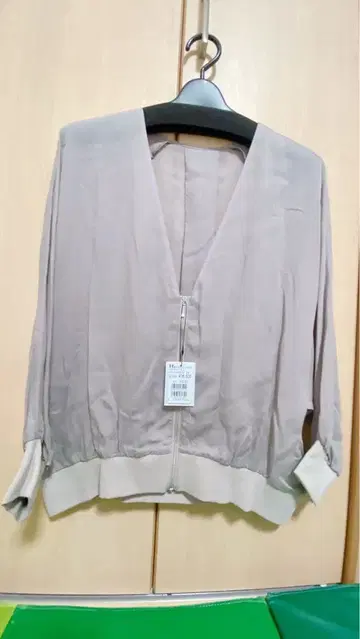 택 포함 새상품 MEDOC 노카라 자켓 베이지 M