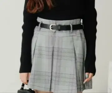 립 서비스 벨트 포함 멀티 플리츠 스커트