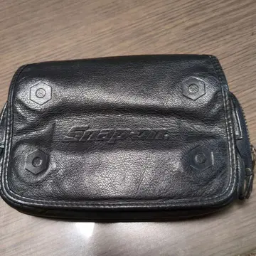 Snap-on 블랙 가죽 코인 케이스