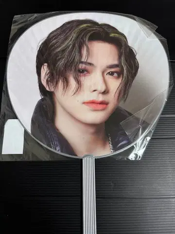 마츠다 진 INI READY TO POP! 교세라 부채