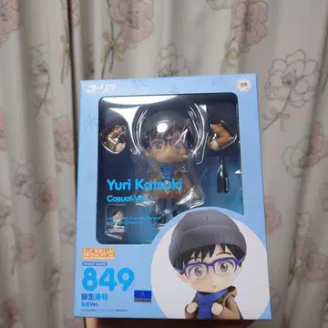 유리 카츠키 캐주얼 버전 피규어