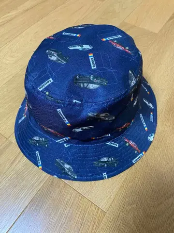 그라니프 토미카 콜라보 햇