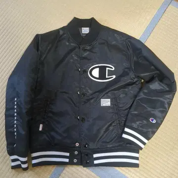 챔피온 나노 유니버스 레트 드라이 라이드 별주 바시티 자켓