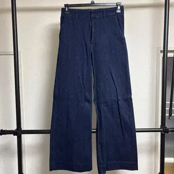 다크 블루 부츠컷 데님