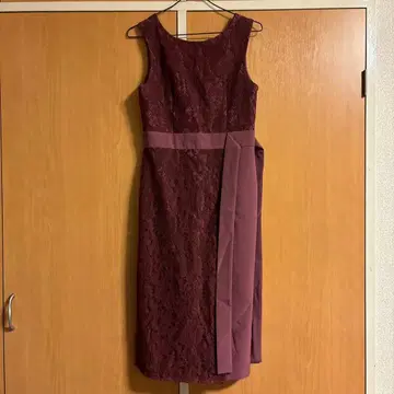 버건디 레이스 슬리브리스 원피스