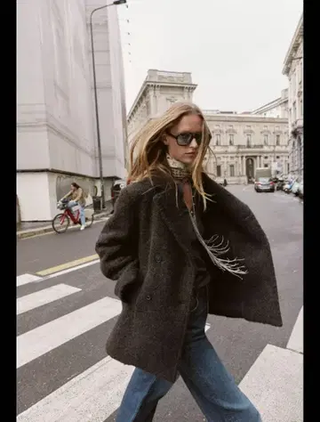 ZARA 부클 더블 브레스트 미디 기장 코트