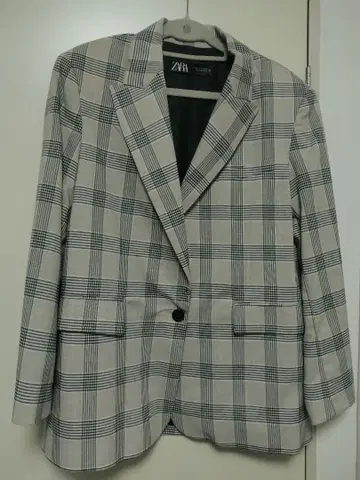 ZARA 체크 무늬 테일러드 자켓