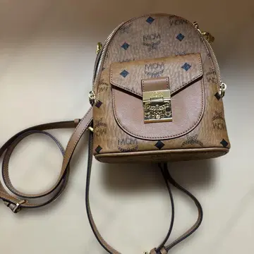 MCM 백팩 미니 사이즈