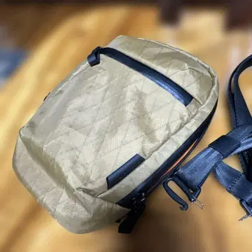 ALPAKA X pac 슬링 백