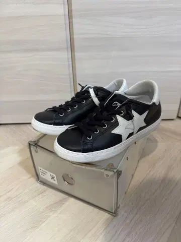 [새상품급] 2STAR 투스타 일본 별주 가죽 스니커즈 35 22.5cm