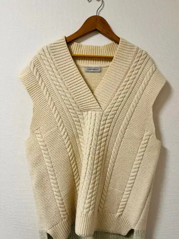 [ WRAPINKNOT ] 케이블 짜임 니트 베스트