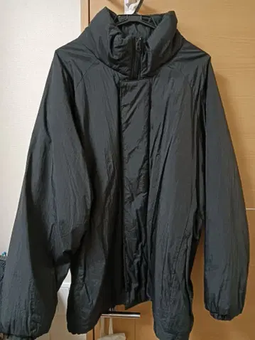 JUNRED 블랙 나일론 자켓 사이즈 S