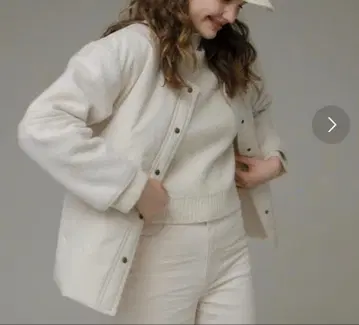 절개 노카라 숏 블루종