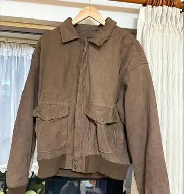 ADVENTURE BOUND 브라운 아우터