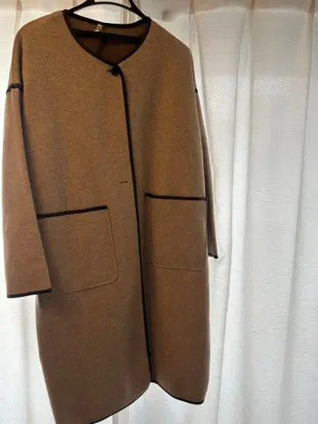 kastane 새틴 라이너 포함 파이핑 가운 코트 / 노카라 코트