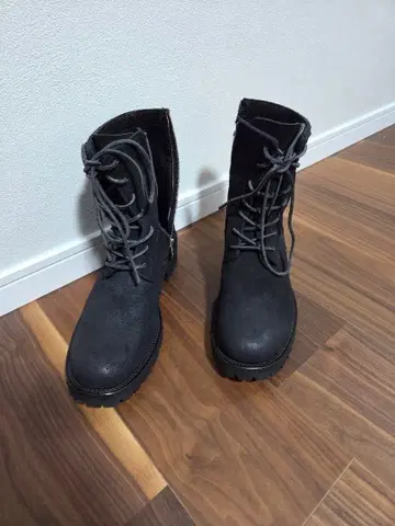 이삼카타야마 가죽 레이스업 부츠 블랙