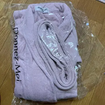 Donnez-Moi 핑크 목욕 가운