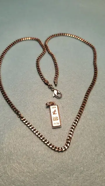 레다실마 실버 바 타입 펜던트 목걸이