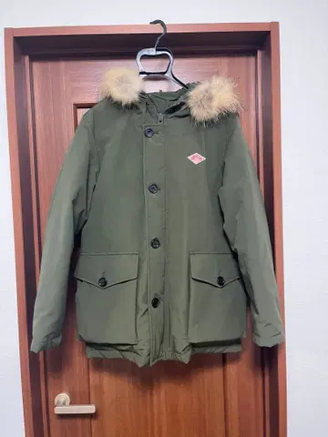 올리브 그린 다운 자켓 퍼 포함