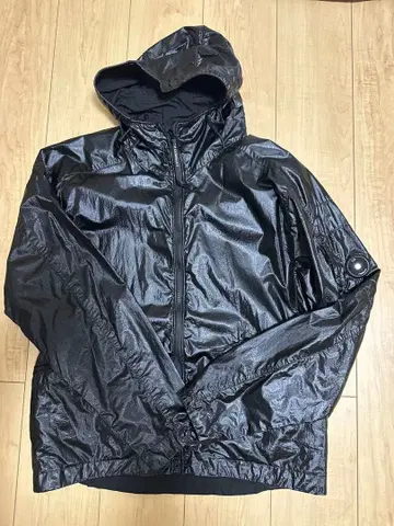 C.P. COMPANY CRISTAL LENS JACKET