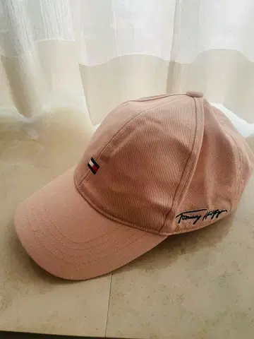 Tommy Hilfiger 핑크 캡