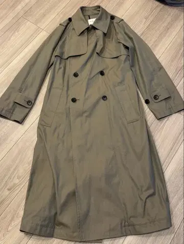 데미룩스 빔즈 코튼 샴브레이 트렌치코트