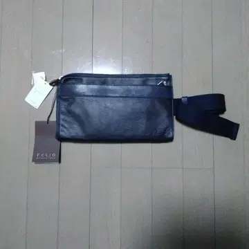 F.clio 네이비 가죽 클러치 x 바디백