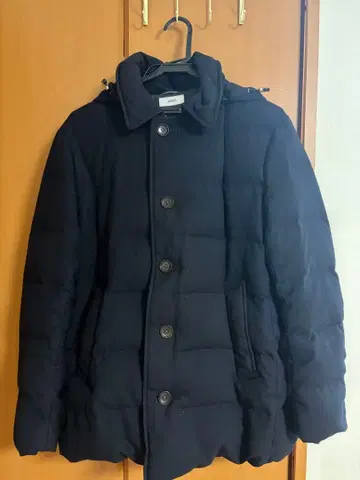 블랙 다운 자켓 단추식