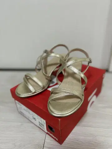 wonders 야마다 이탈리아제 컴포트 샌들 23 36