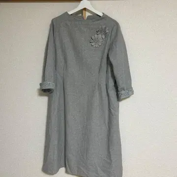 SELF+SERVICE 셀프 서비스 그레이 원피스 꽃 레이스