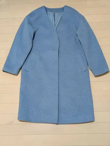 GU 스카이블루 울 블렌드 노카라 코트