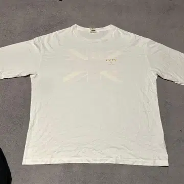 LYFT 화이트 T셔츠 L 사이즈