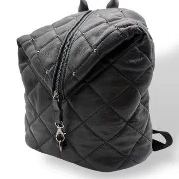 고품질 잔니 피지니 럭색 백팩 가죽 블랙 스터드