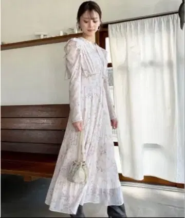 스나이델 허리 셔링 플리츠 원피스