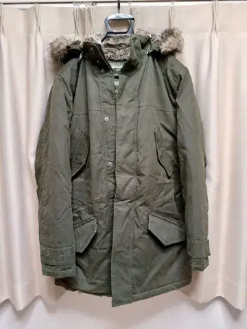 에디 바우어 올리브 그린 퍼 트리밍 롱 다운 자켓