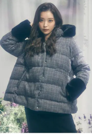 PRIVEVE x RUNA 체크 트위드 다운 자켓