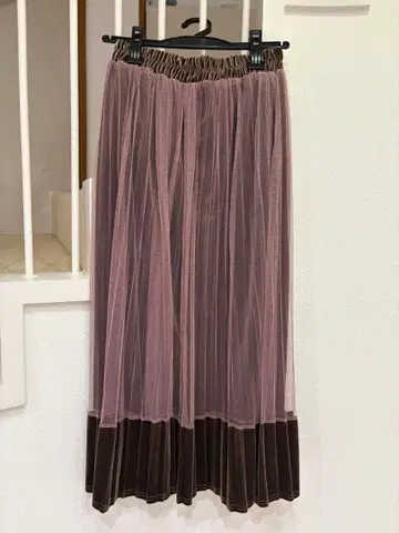 [ 새상품급 ] 아나이풍 플리츠 스커트 모카 M