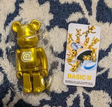 [ 시리즈 28 베이직 @마크 ] 베어브릭 내부 가방 미개봉 카드 포함