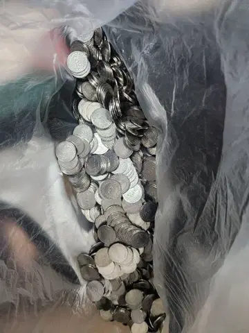 라운드원 메달 650개