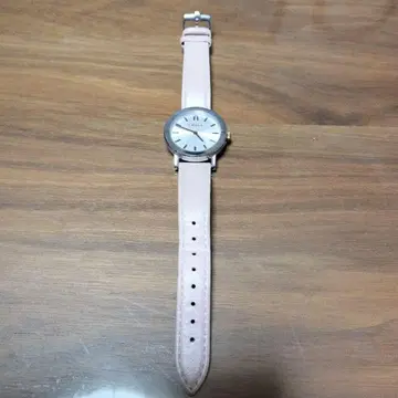 FURLA 핑크 가죽 시계